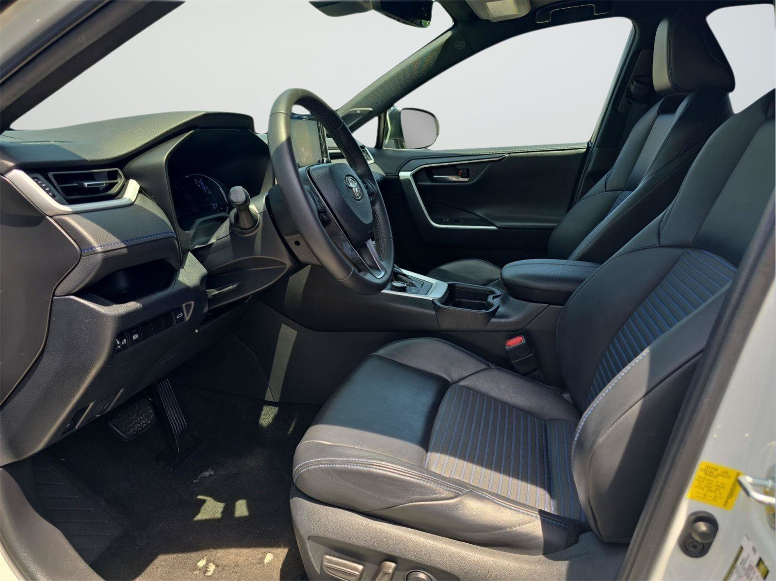 Used 2020 Toyota RAV4 XSE w/ All Weather Liner Package AWD/4WD image 10