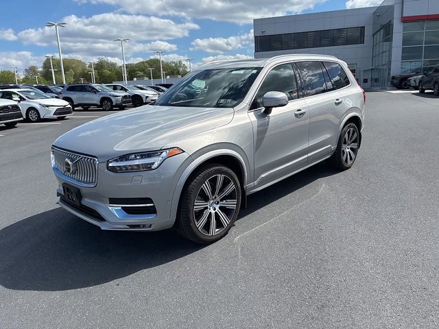 Used 2023 Volvo XC90 B6 Ultimate w/ Protection Package Premier image 15