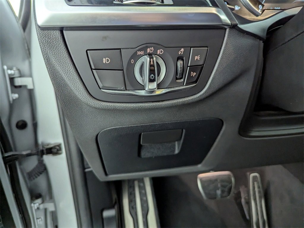 Used 2018 BMW X3 M40i image 28