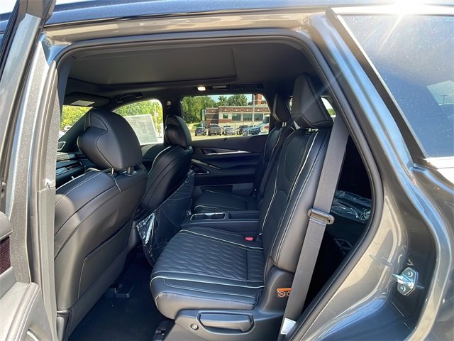 New 2026 INFINITI QX60 Autograph w/ Dark Cargo Package image 16