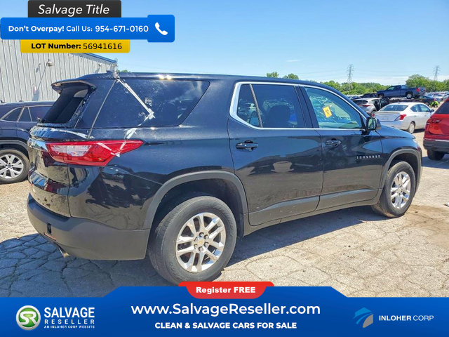Used 2021 Chevrolet Traverse LS FWD image 4