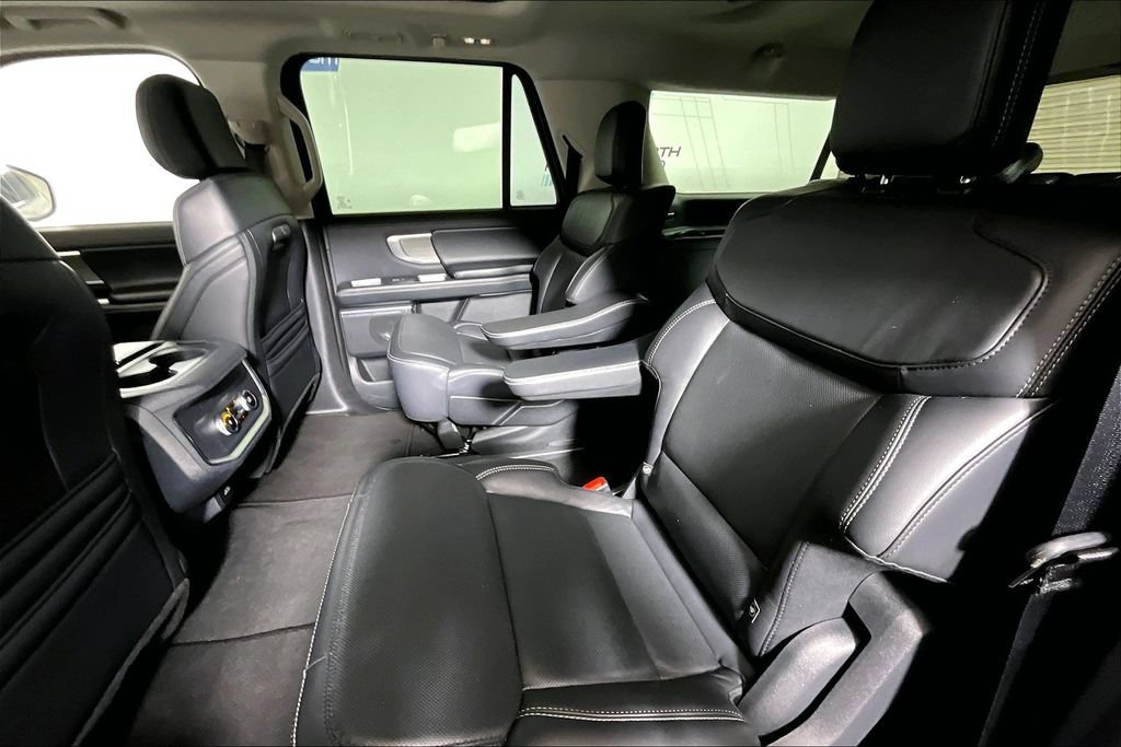 Certified 2025 Ford Expedition Max Platinum AWD/4WD image 21
