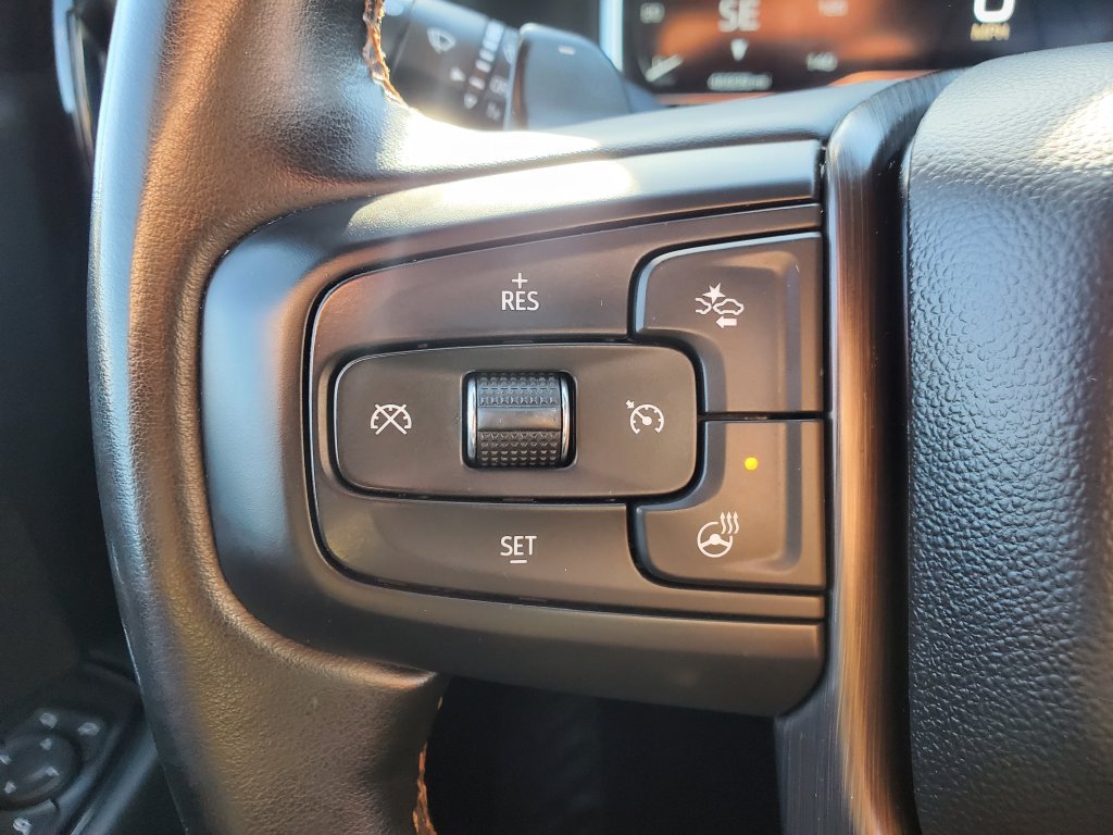 Used 2023 GMC Sierra 1500 AT4 w/ Technology Package AWD/4WD image 24