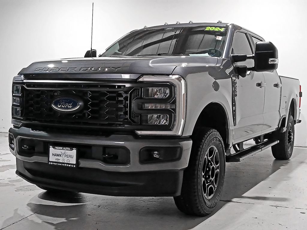 Used 2024 Ford F250 XL w/ STX Appearance Package AWD/4WD image 3
