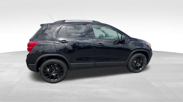 Used 2020 Chevrolet Trax LT w/ LT Convenience Package AWD/4WD image 8