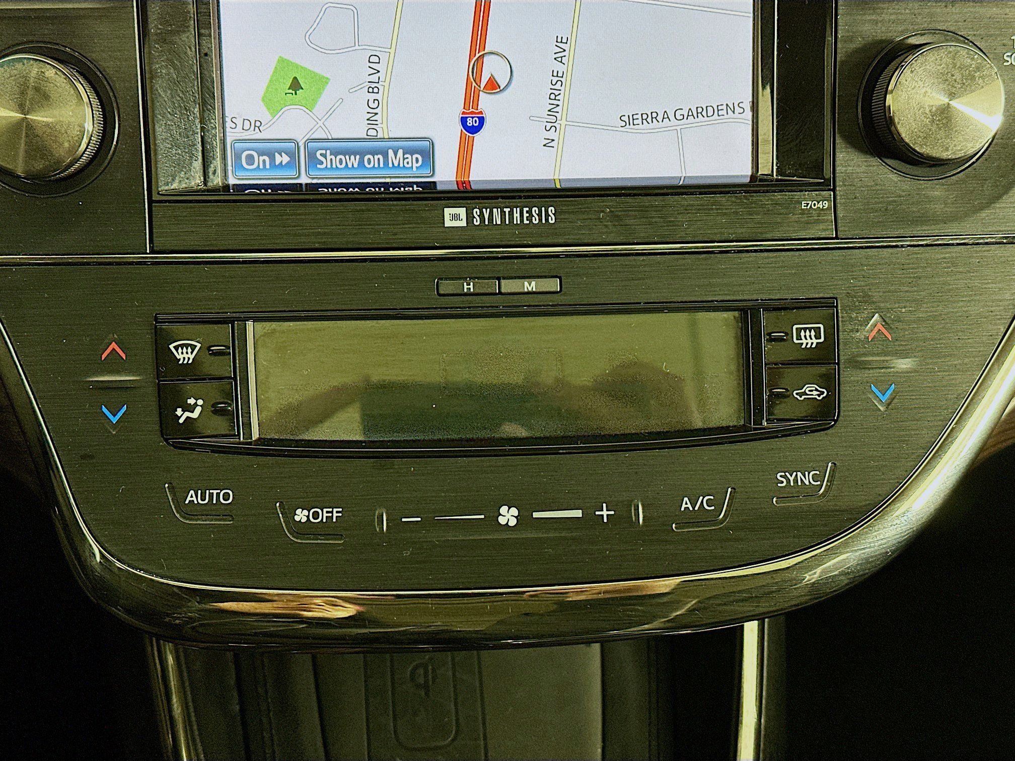 Used 2014 Toyota Avalon Limited image 23