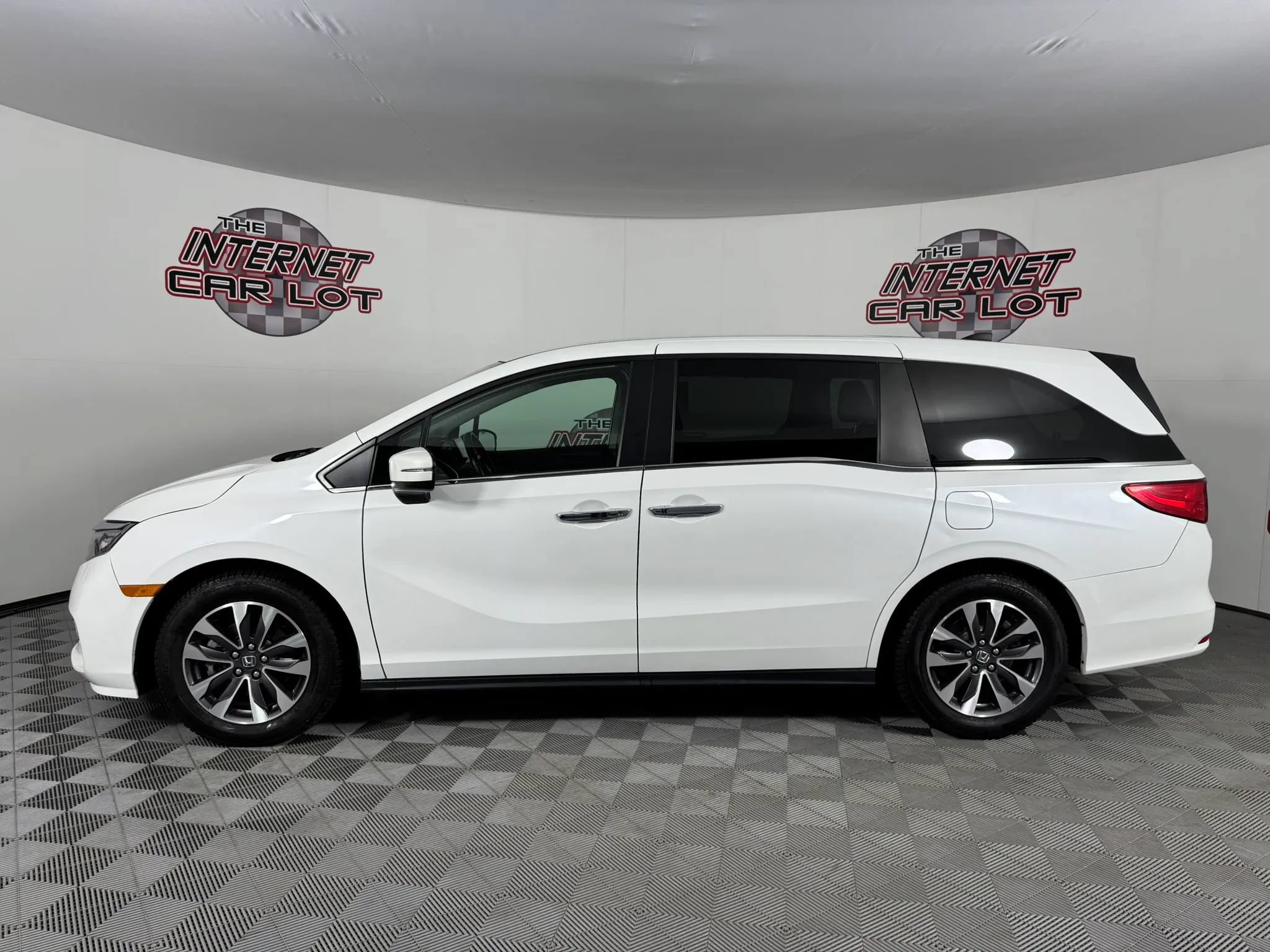Used 2022 Honda Odyssey EX-L image 4