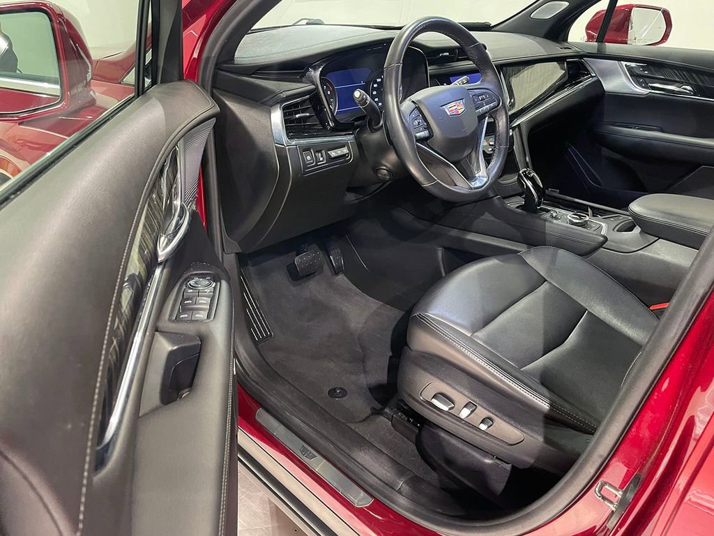 Used 2020 Cadillac XT6 Premium Luxury AWD/4WD image 21