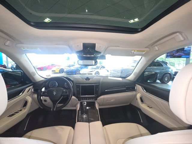 Used 2022 Maserati Levante Modena AWD/4WD image 16