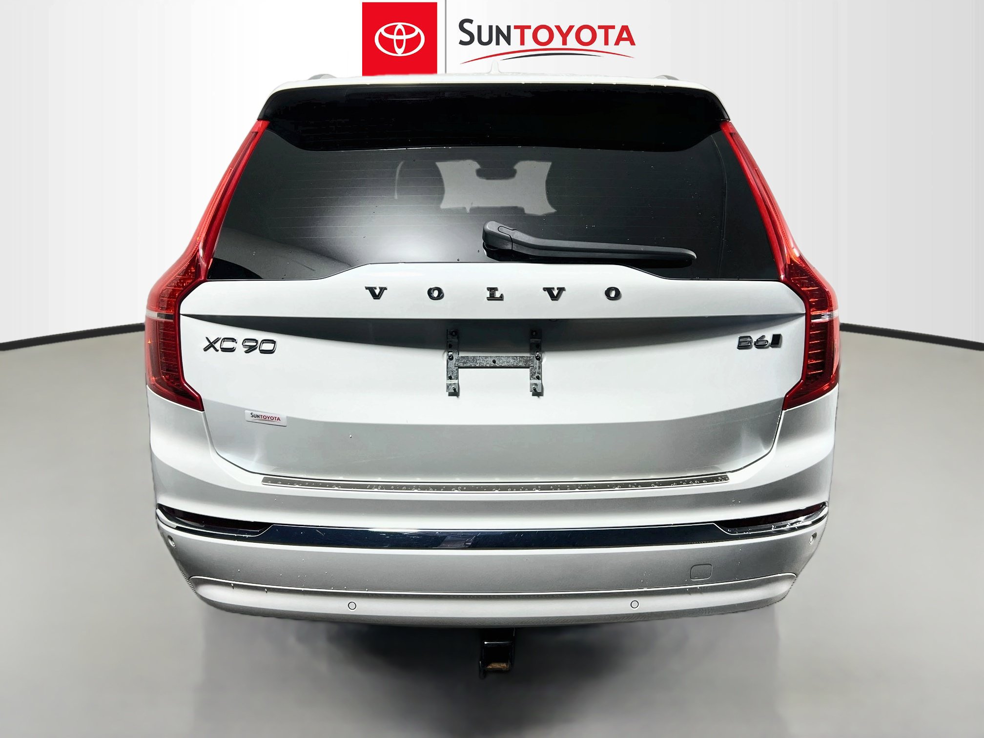 Used 2024 Volvo XC90 B6 Ultimate w/ Protection Package AWD/4WD image 5