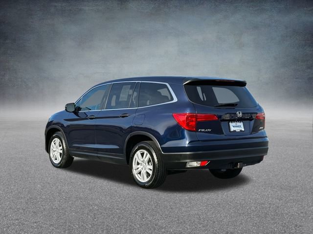 Used 2016 Honda Pilot LX image 3