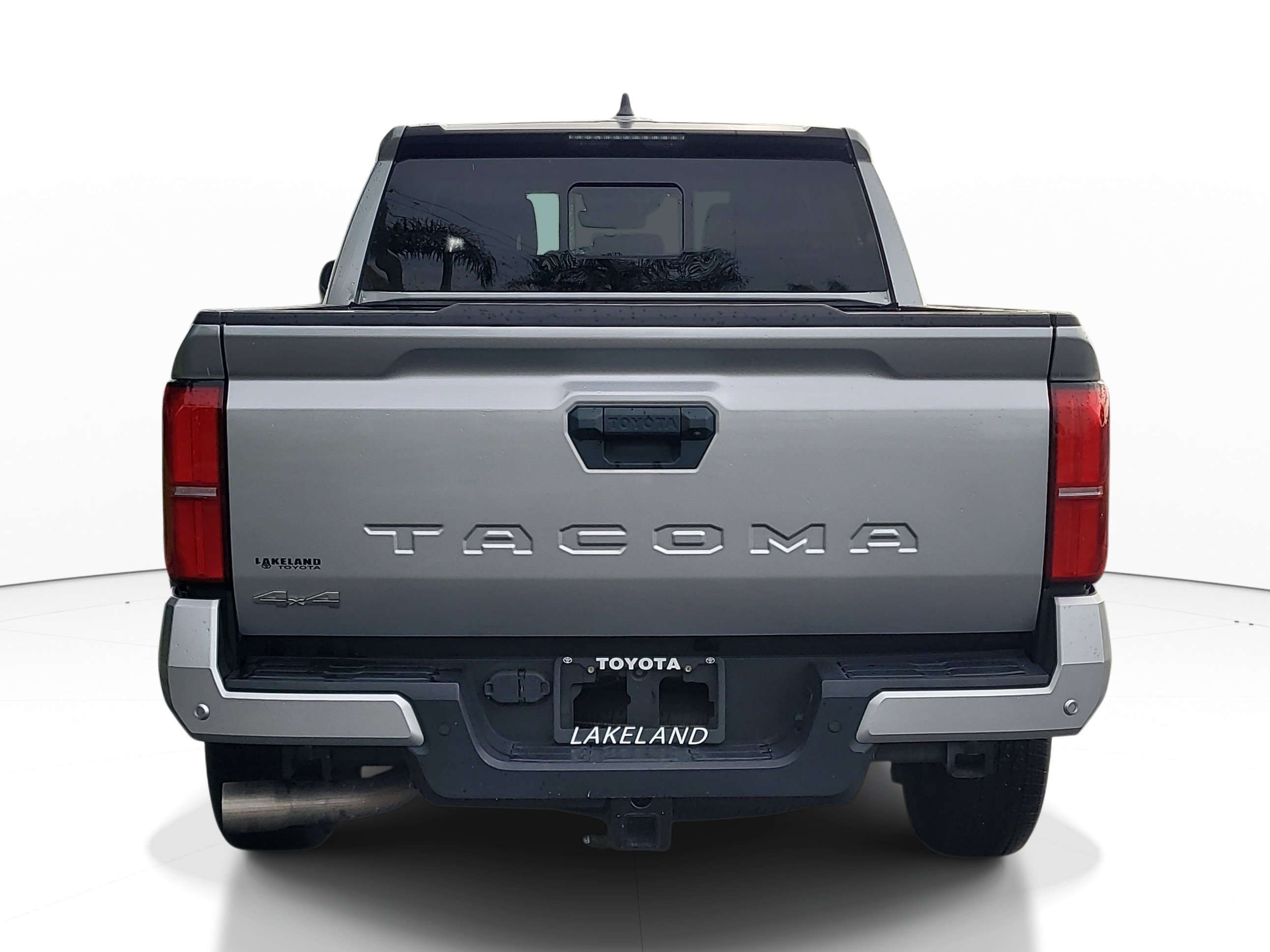 Used 2024 Toyota Tacoma SR5 w/ SR5 Upgrade Package AWD/4WD image 6