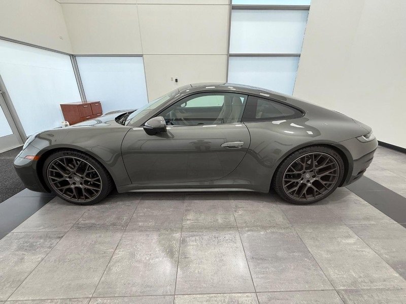 Certified 2024 Porsche 911 Carrera 4S image 2