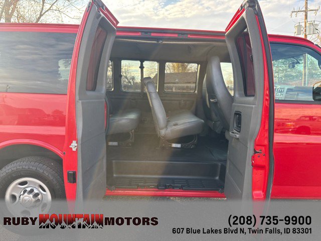 Used 2015 Chevrolet Express 2500 LS image 19