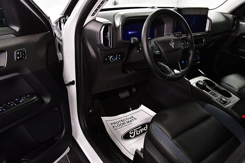Used 2025 Ford Bronco Sport Outer Banks w/ Outer Banks Tech Package+ image 15