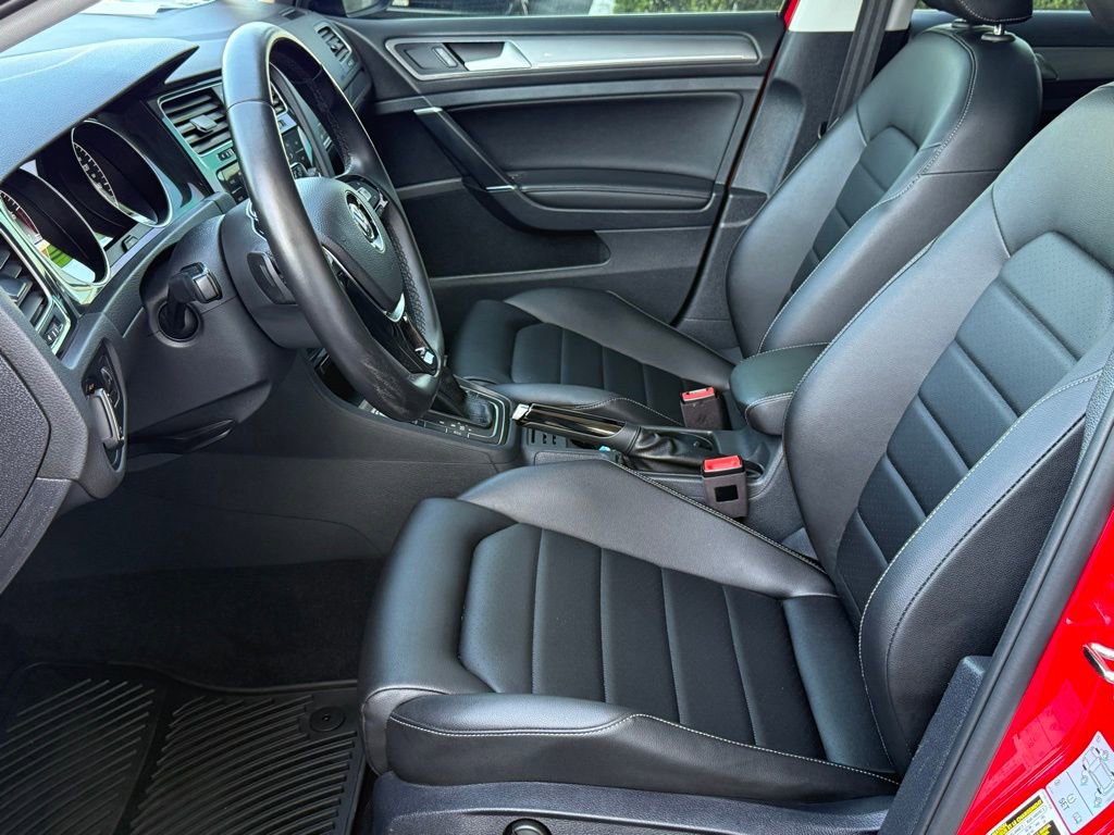 Used 2018 Volkswagen Golf Alltrack SEL image 13