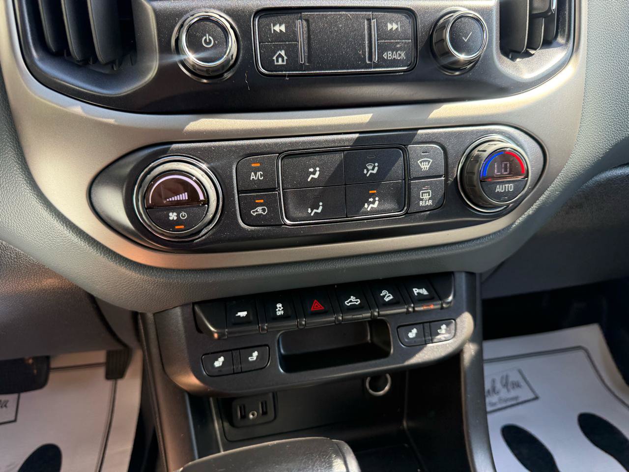 Used 2020 Chevrolet Colorado Z71 AWD/4WD image 27