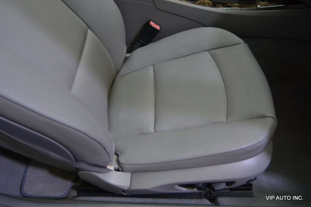 Used 2007 BMW 335i Convertible image 20