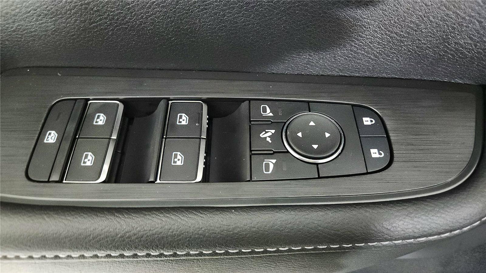 New 2025 Nissan Armada PRO-4X w/ Pro-4X Premium Package image 16