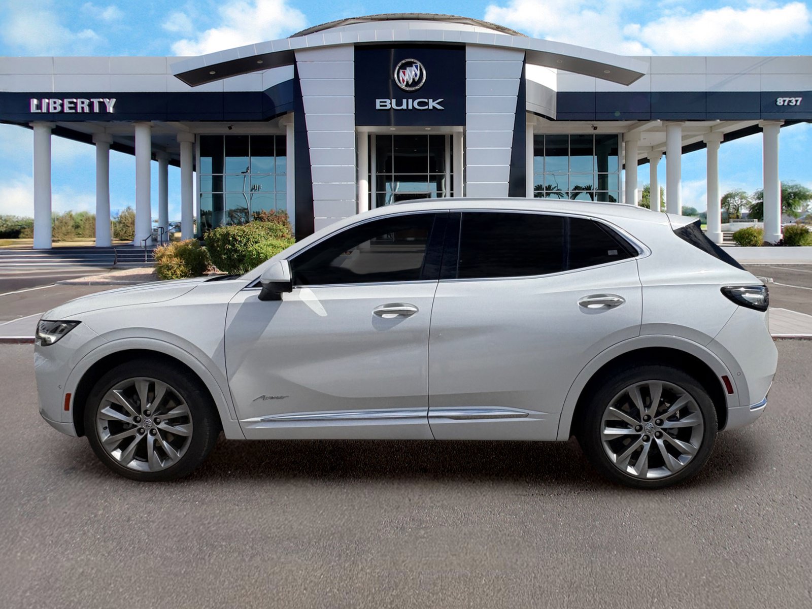 Used 2023 Buick Envision Avenir AWD/4WD image 6