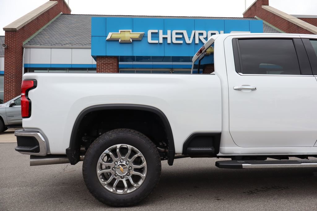 New 2025 Chevrolet Silverado 3500 LTZ w/ LTZ Premium Package image 42
