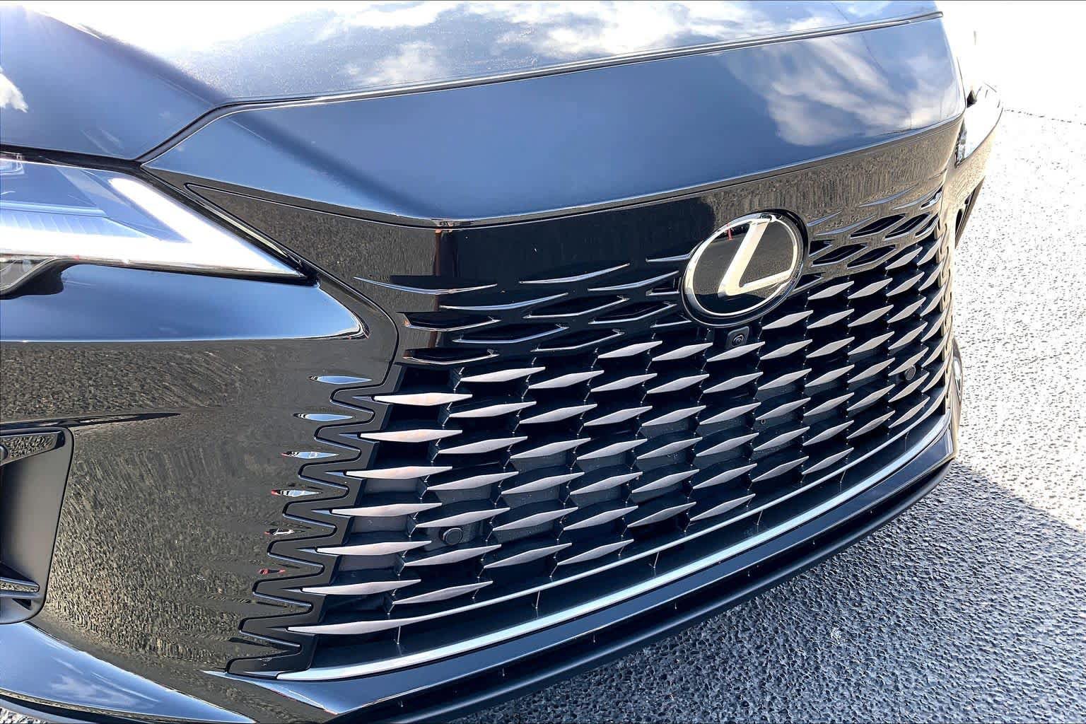 Used 2025 Lexus RX 350 w/ Convenience Package AWD/4WD image 30