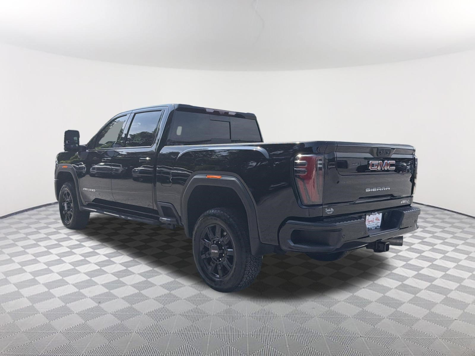 Certified 2024 GMC Sierra 2500 AT4 w/ AT4 Premium Plus Package AWD/4WD image 3