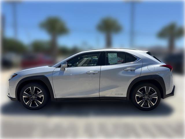 Used 2019 Lexus UX 250h w/ Premium Package image 4