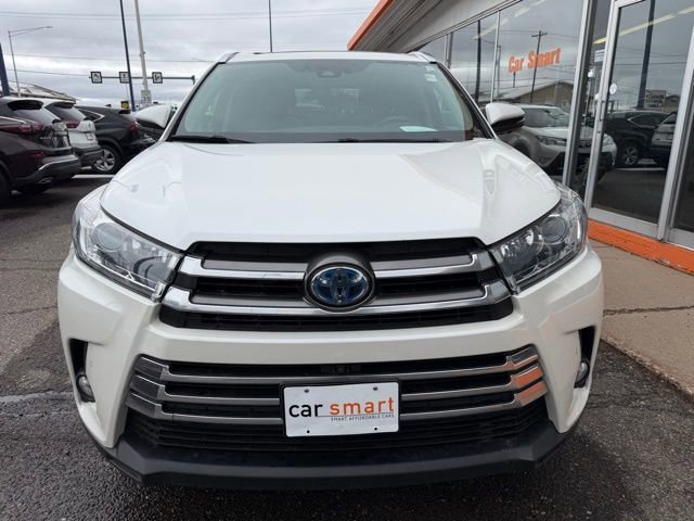 Used 2017 Toyota Highlander Limited Platinum image 2
