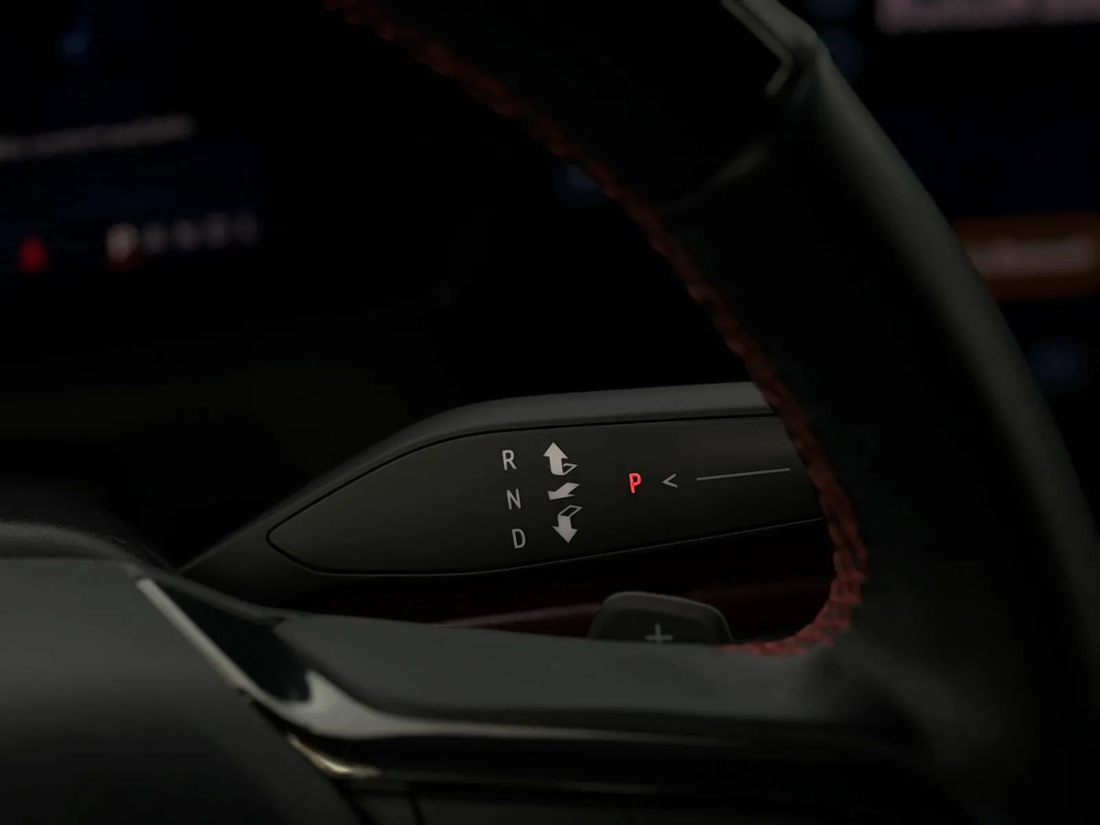 Used 2024 Chevrolet Traverse RS image 35