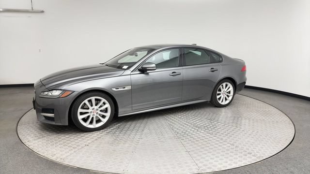 Used 2017 Jaguar XF R-Sport AWD/4WD image 6