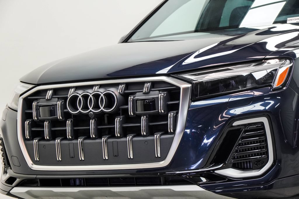 Used 2025 Audi Q7 3.0T Premium Plus AWD/4WD image 2