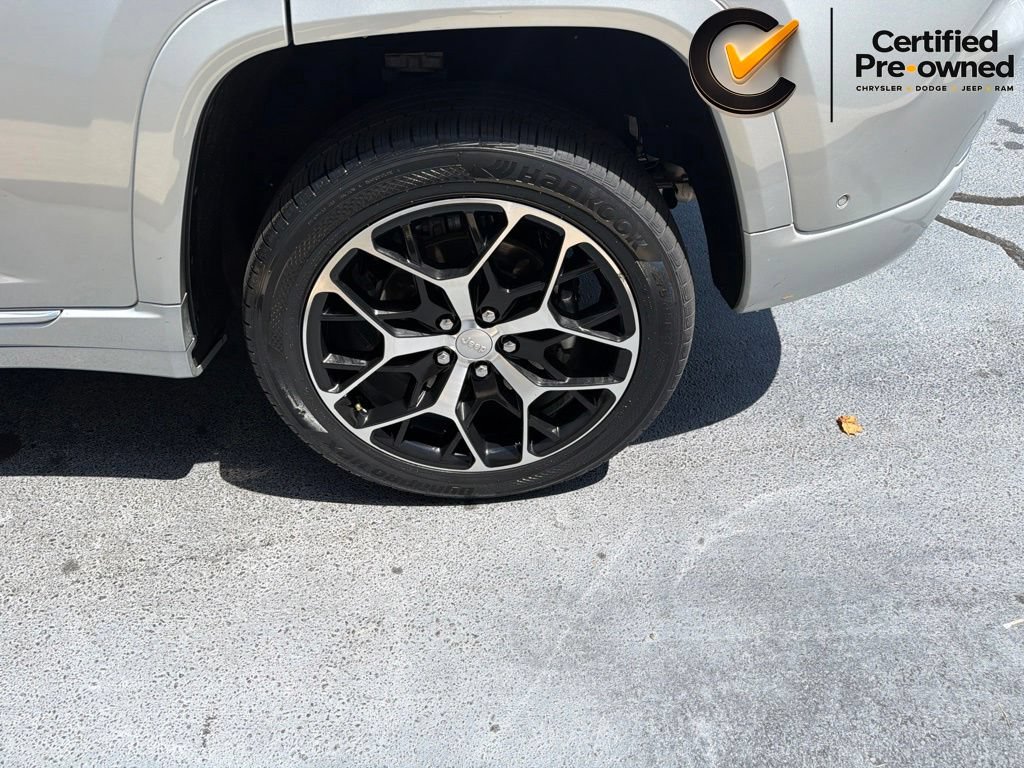 Certified 2023 Jeep Grand Cherokee Summit AWD/4WD image 19