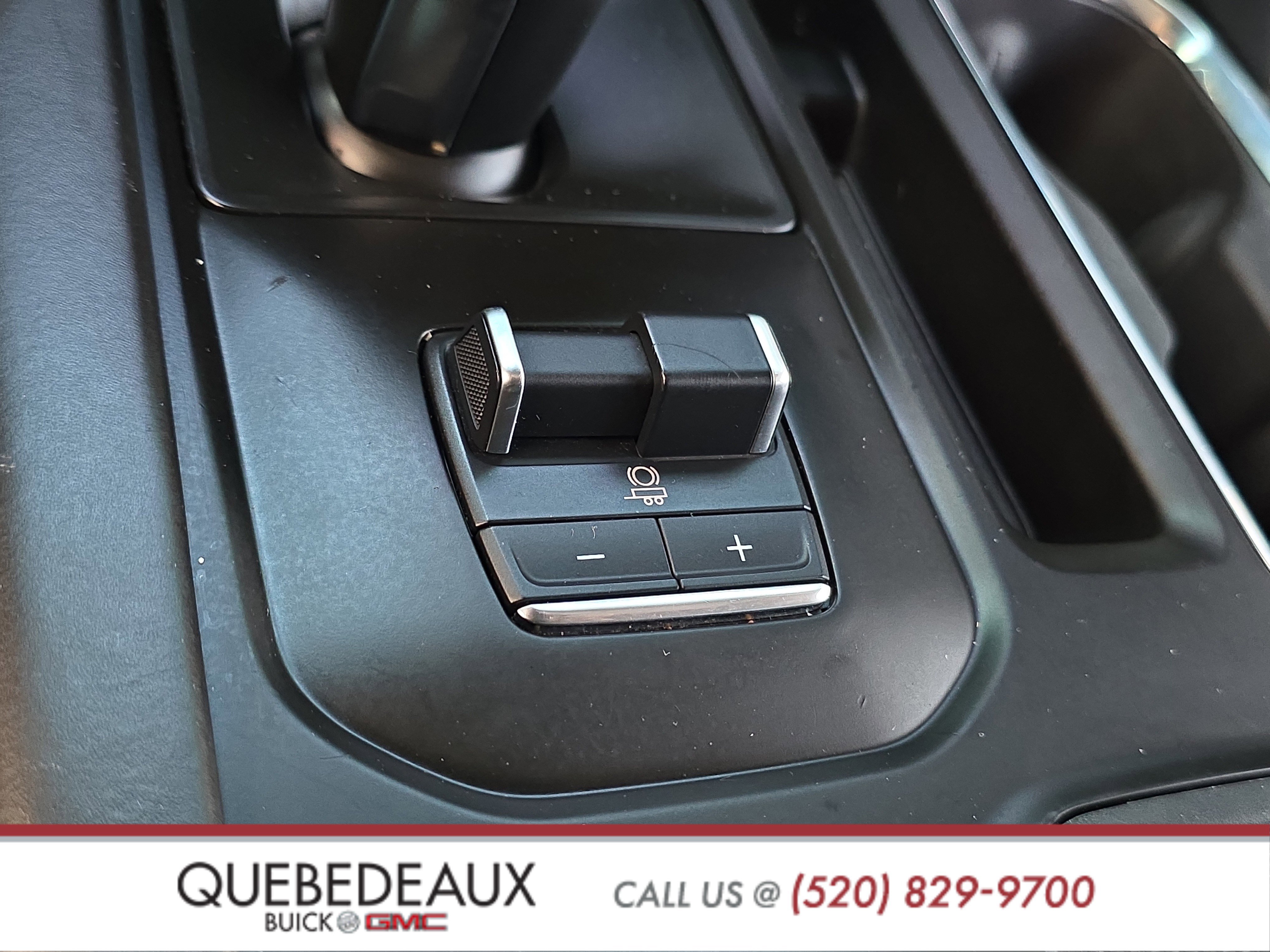 Used 2023 GMC Sierra 1500 Denali Ultimate image 30