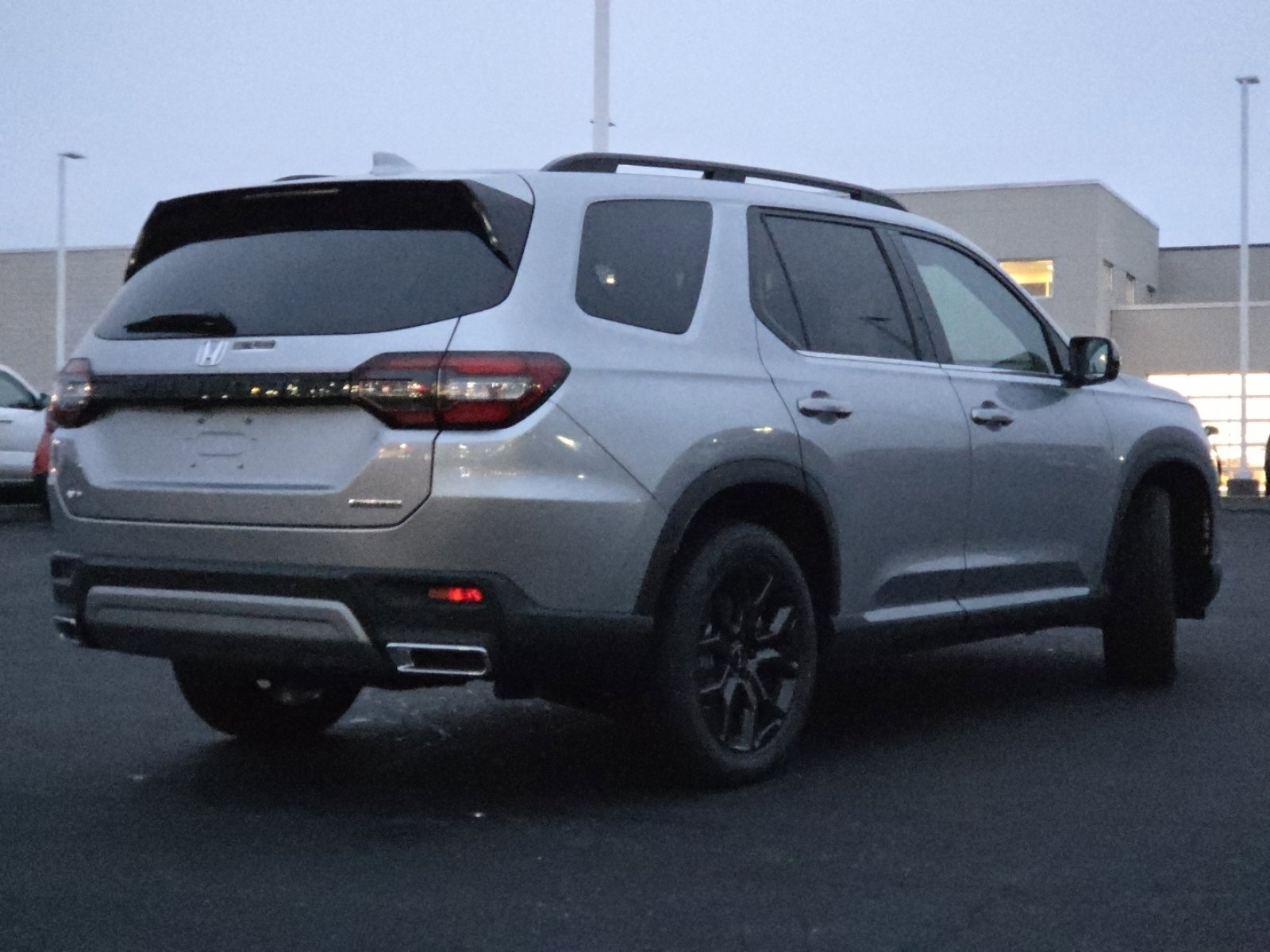 New 2025 Honda Pilot Touring image 20