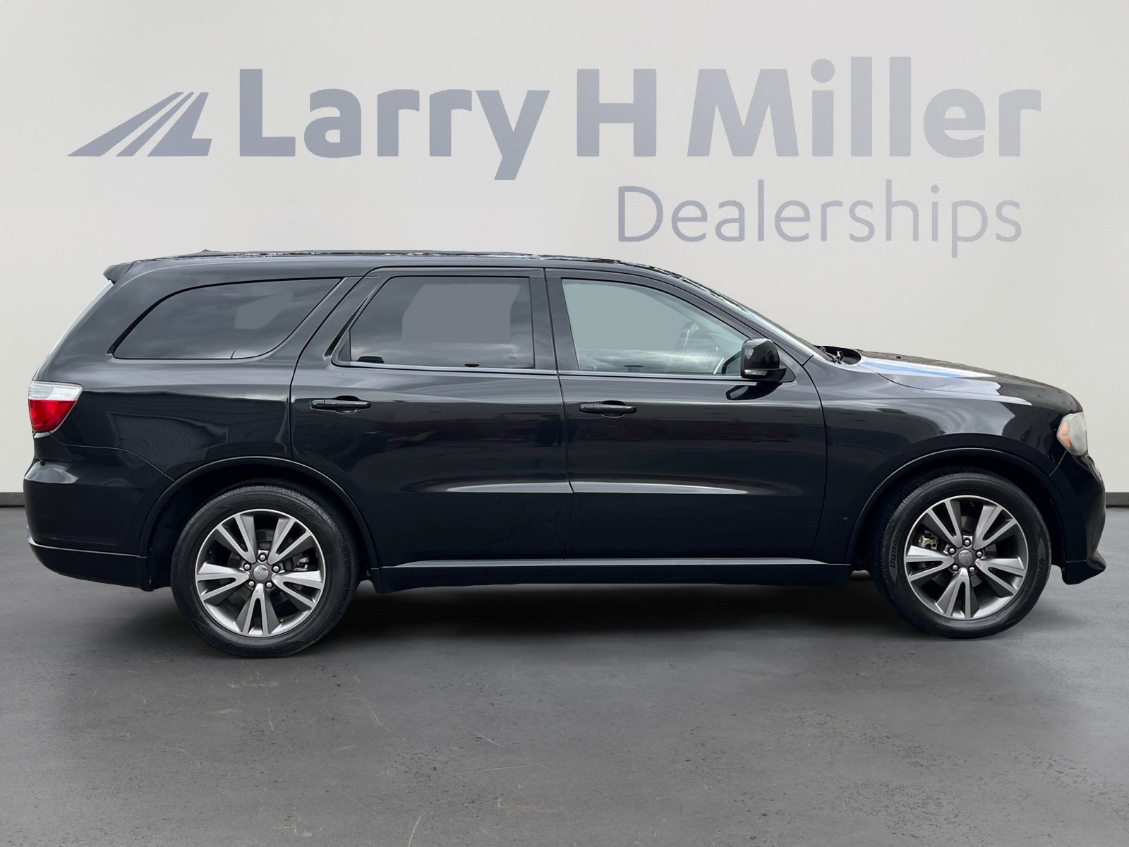 Used 2013 Dodge Durango R/T w/ Technology Group RWD image 6