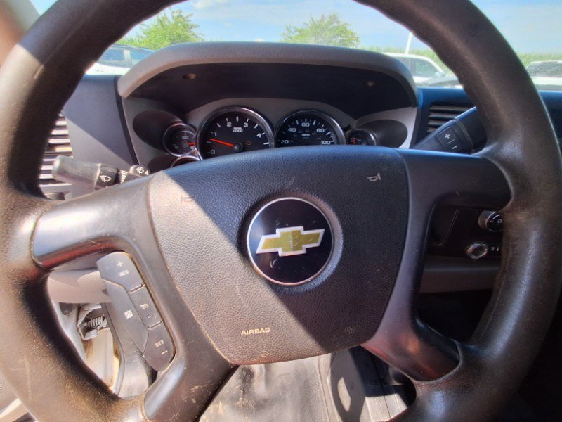 Used 2011 Chevrolet Silverado 3500 W/T AWD/4WD image 12