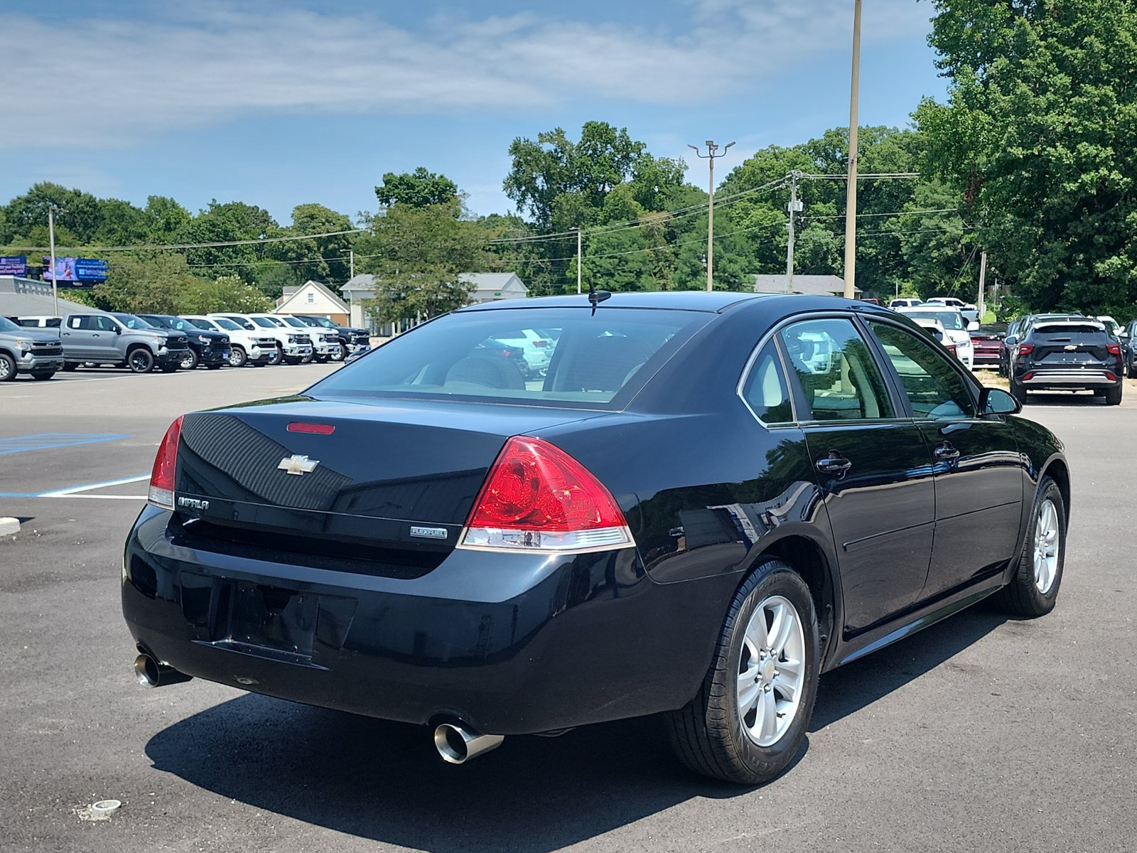 Used 2012 Chevrolet Impala LS FWD image 5