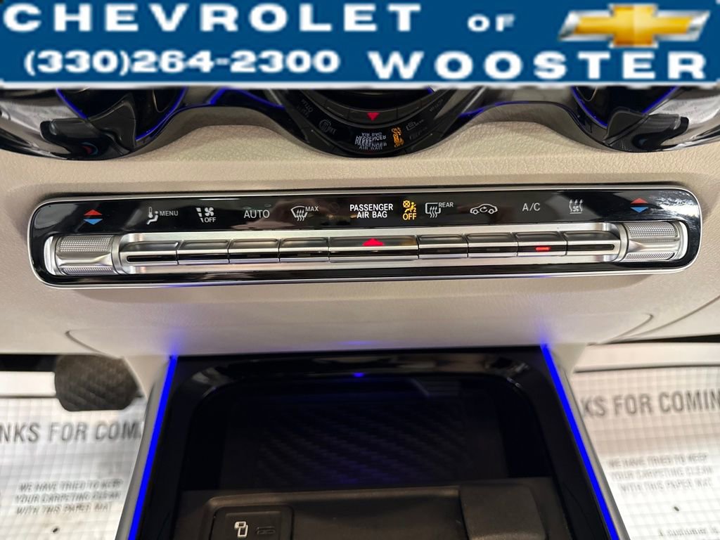 Used 2022 Mercedes-Benz EQB 300 4MATIC image 25