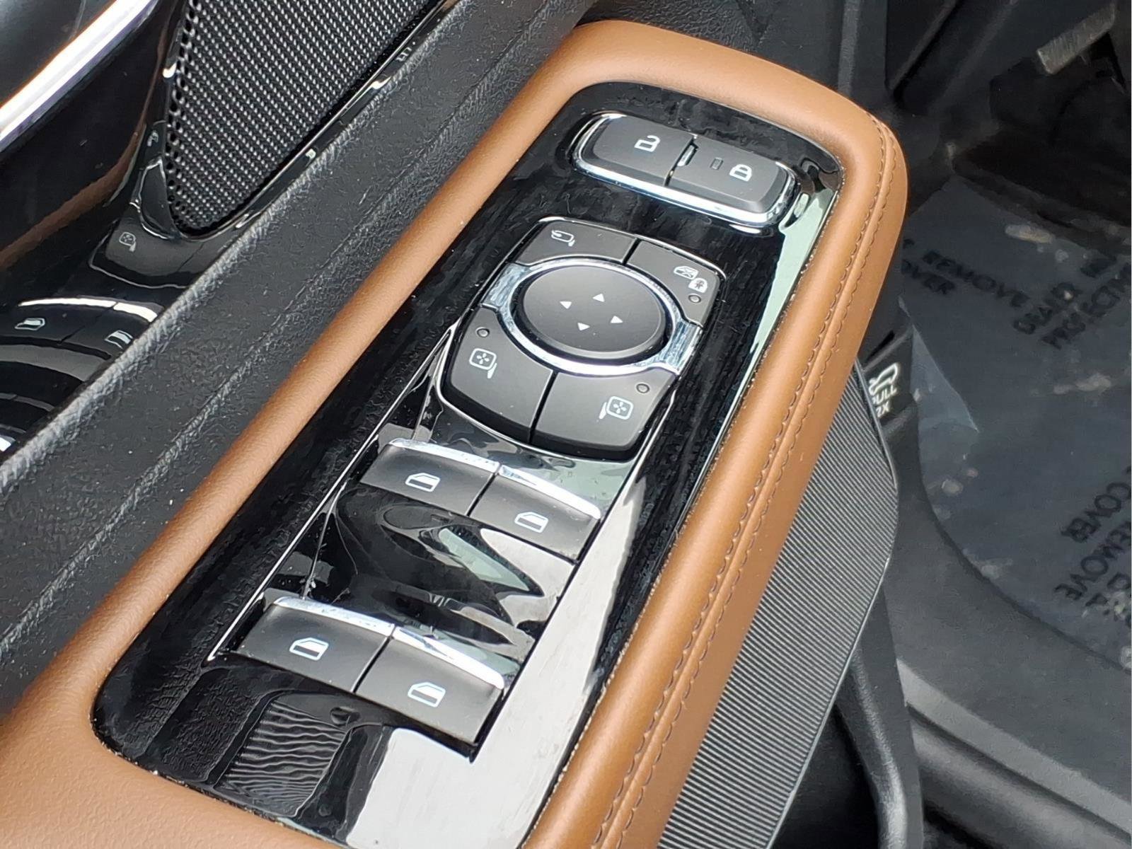 Certified 2023 Lincoln Aviator Reserve w/ Equipment Group 201A image 14