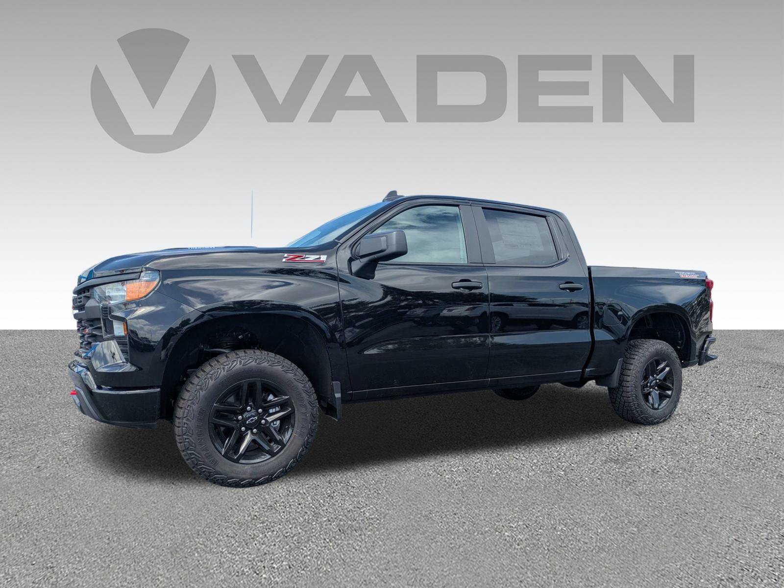 New 2026 Chevrolet Silverado 1500 Custom Trail Boss AWD/4WD image 2