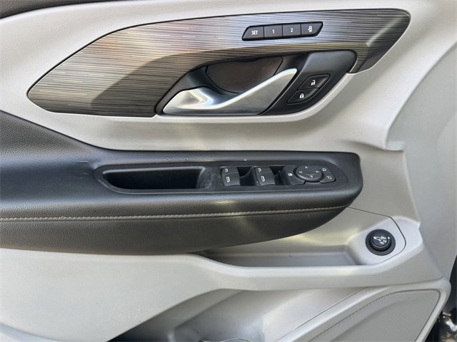 Used 2019 GMC Terrain SLT w/ Preferred Package image 11