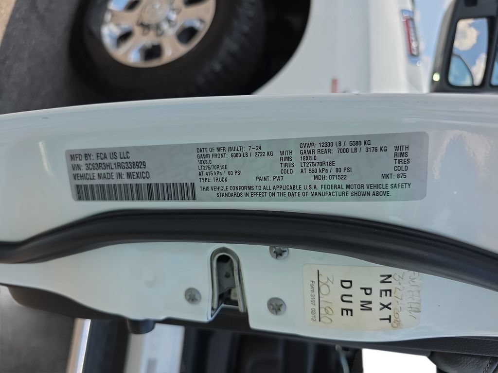 Used 2024 RAM 3500 Big Horn AWD/4WD image 31