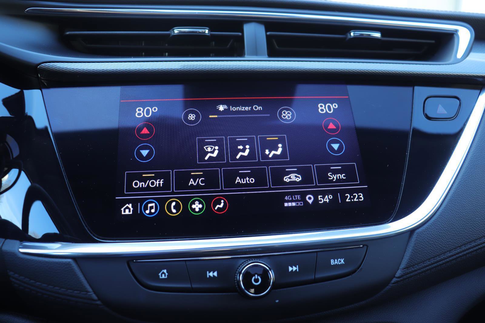 Used 2023 Buick Encore GX Essence w/ Experience Buick Package image 34