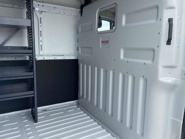 New 2024 RAM ProMaster 2500 w/ Convenience Group FWD image 14