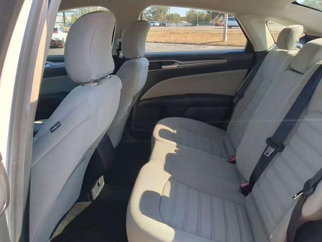 Used 2018 Ford Fusion S image 16
