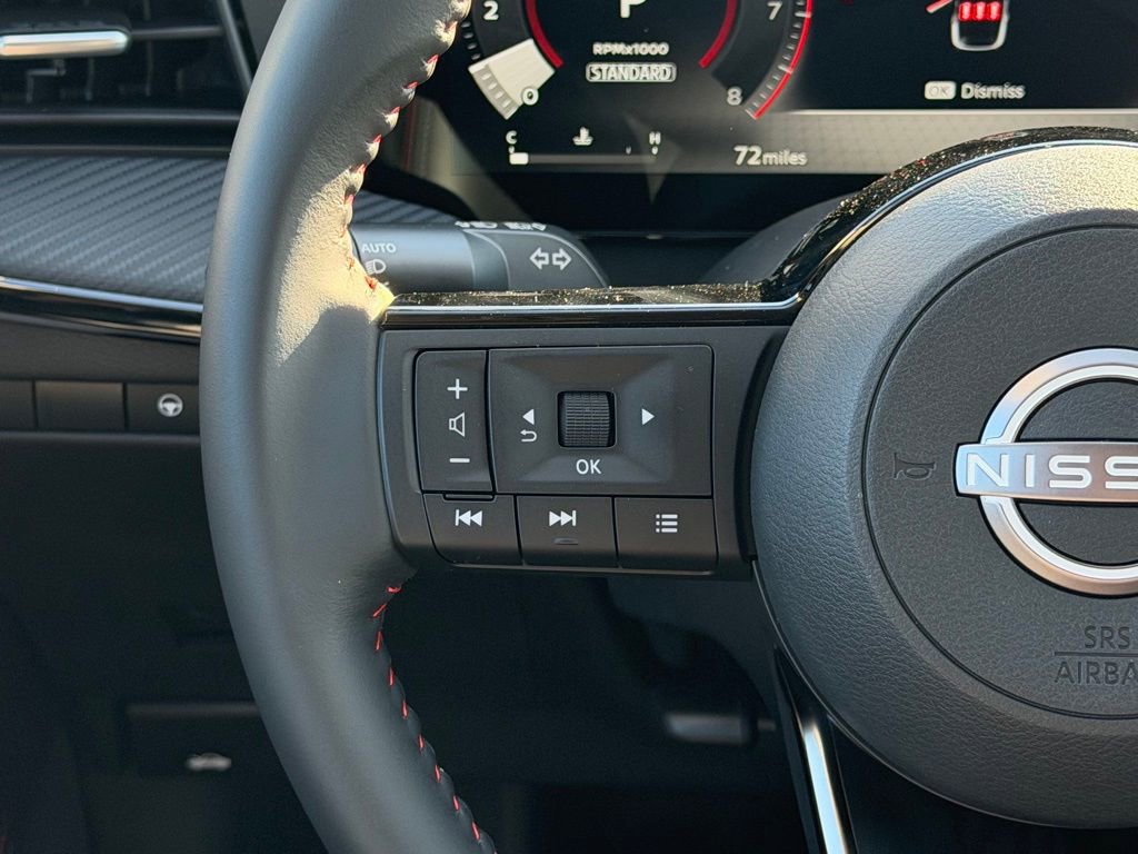 Used 2025 Nissan Kicks SR image 28