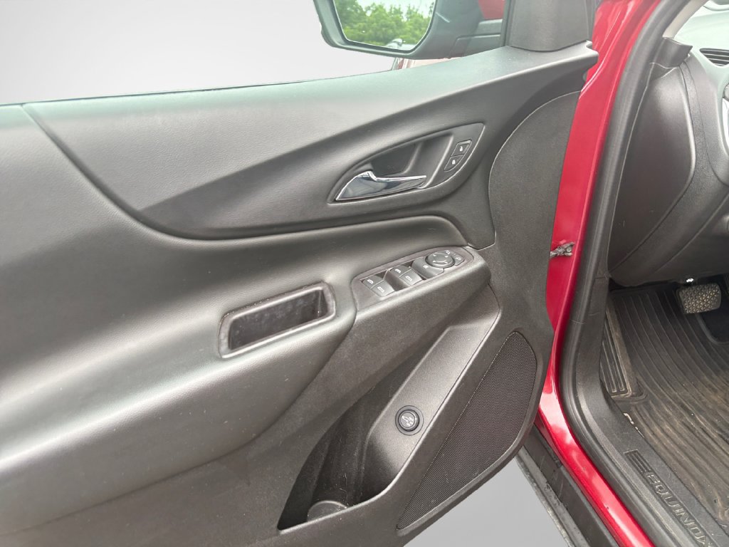 Used 2021 Chevrolet Equinox LT AWD/4WD image 14