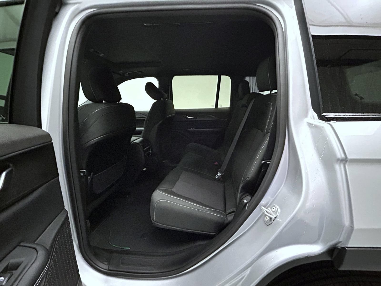 New 2026 Jeep Grand Cherokee Laredo X AWD/4WD image 19