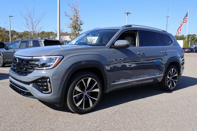 New 2026 Volkswagen Atlas SEL Premium R-Line image 3